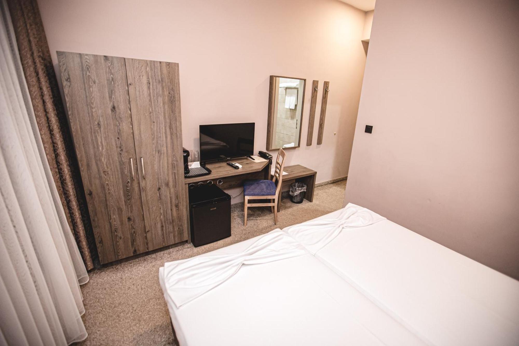 Hotel Magura Haskovo Bagian luar foto